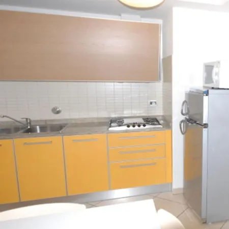 Beachfront With A Big Terrace - Beahost Διαμέρισμα Μπιμπιόνε