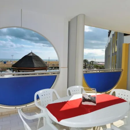 Beachfront With A Big Terrace - Beahost *