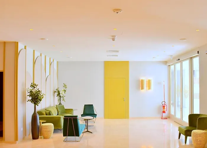 Beachfront With A Big Terrace - Beahost